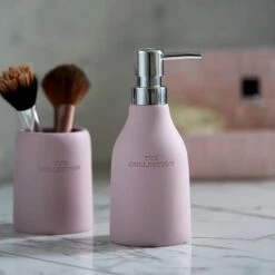 Wenko Distributeur De Savon The Collection -Le Coin Bain Parfait Boutique 1000333033 220218 021 MOOD DETAILS P000000001000333033 mood