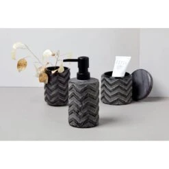 Wenko Distributeur De Savon Mantua -Le Coin Bain Parfait Boutique 1000333184 220218 022 MOOD DETAILS P000000001000333184 mood