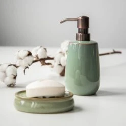 Wenko Distributeur De Savon Sirmione -Le Coin Bain Parfait Boutique 1000333220 220218 021 MOOD DETAILS P000000001000333220 mood