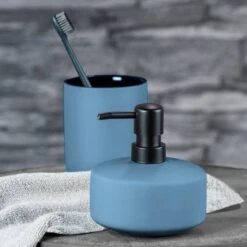 Wenko Distributeur De Savon Avellino -Le Coin Bain Parfait Boutique 1000333284 220218 020 MOOD DETAILS P000000001000333284 mood