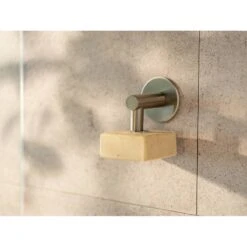 Wenko Distributeur De Savon Turbo-Loc Fireside -Le Coin Bain Parfait Boutique 1000333450 220218 021 MOOD DETAILS P000000001000333450 mood