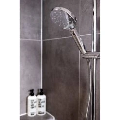Wenko Pommeau De Douche Design Line -Le Coin Bain Parfait Boutique 1000352551 220519 021 MOOD DETAILS P000000001000352551 mood