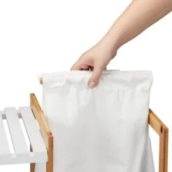 Étagère à 4 Niveaux Avec Panier à Linge -Le Coin Bain Parfait Boutique 569ac02e979943e08bfd6401ddd1446a