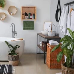 Placard Mural Avec Porte-serviettes -Le Coin Bain Parfait Boutique 6da7631240b74946927a57031924d09d