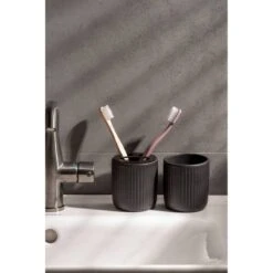 PRESENT TIME Set De Salle De Bain Neat -Le Coin Bain Parfait Boutique 721a220ba0084ef3a6814fc9aed93c09