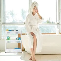 Étagère De Cuisine à Roulettes 3 Niveaux -Le Coin Bain Parfait Boutique a76cc41779604370aac938c6cde2be96